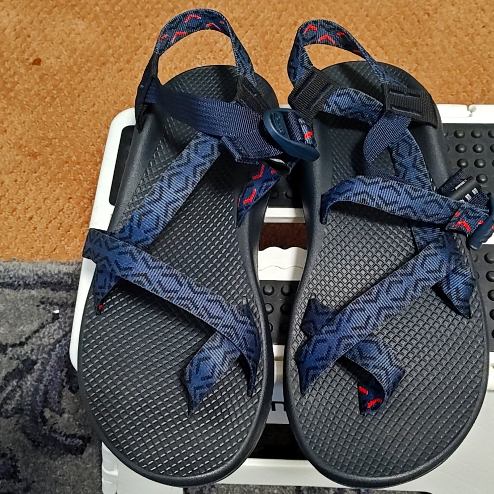 Chaco Mens size 11